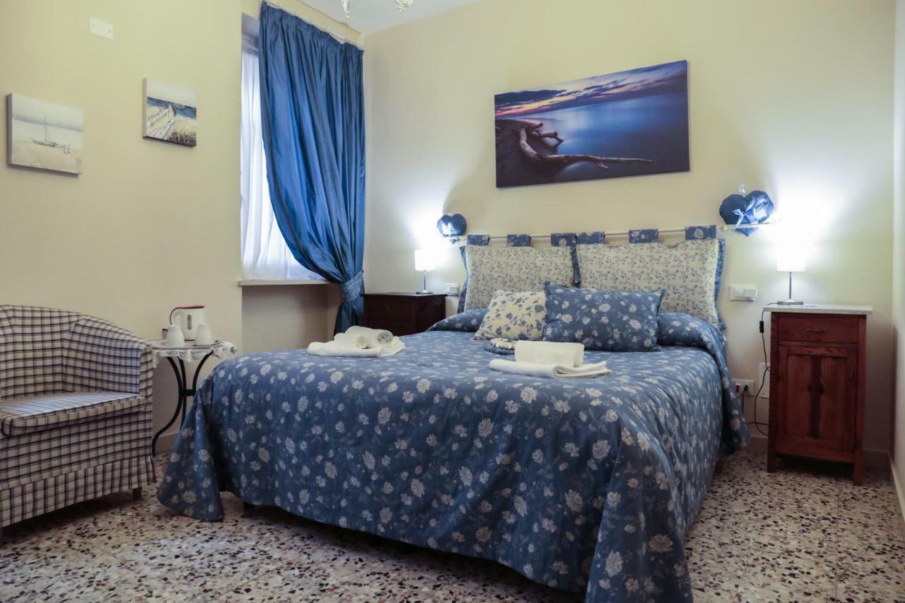 Le Finestre sul Borgo Rooms Peschiera del Garda Exterior foto