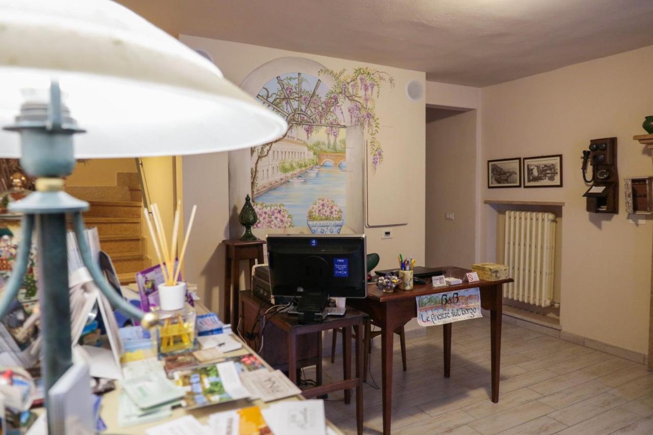 Le Finestre sul Borgo Rooms Peschiera del Garda Exterior foto